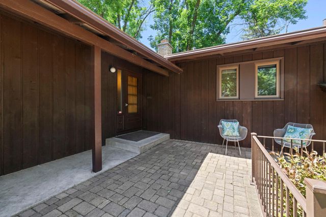 5164 Saint Moritz Drive, Fridley, MN 55421