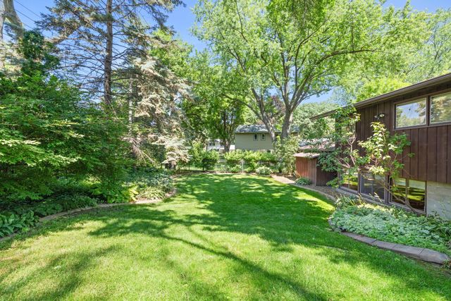 5164 Saint Moritz Drive, Fridley, MN 55421