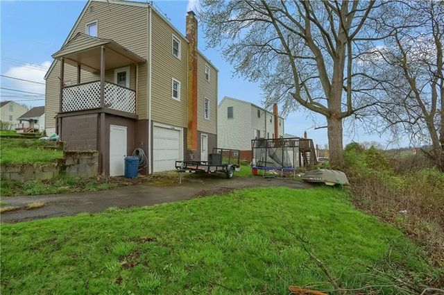 622 Ascension Drive, West Mifflin, PA 15122