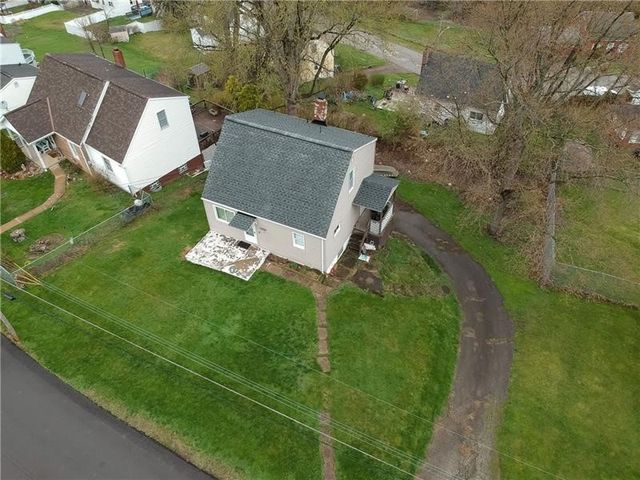 622 Ascension Drive, West Mifflin, PA 15122