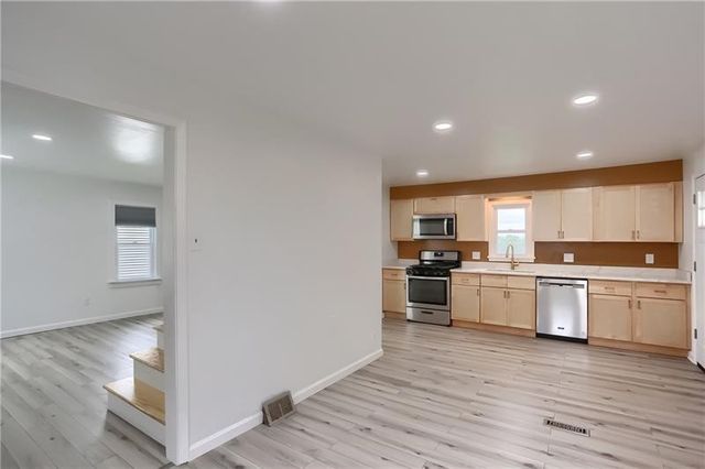 622 Ascension Drive, West Mifflin, PA 15122