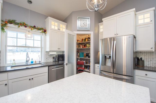 17063 Lakeview Lane, Audubon, MN 56511