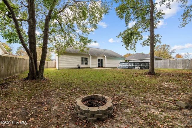 112 Lee K Allen Drive, Havelock, NC 28532