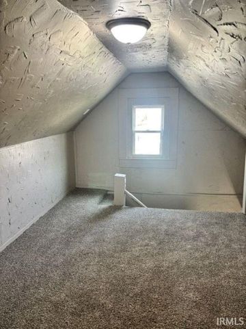 1425 E Uhlhorn Street, Evansville, IN 47710