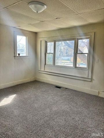 1425 E Uhlhorn Street, Evansville, IN 47710