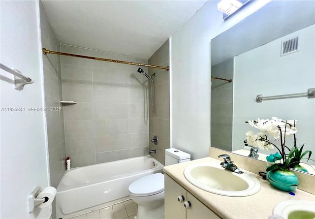 17014 SW 39th St, Miramar, FL 33027