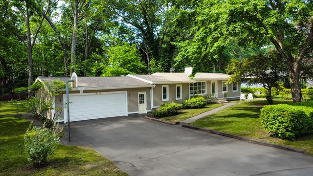 15116 Echo Court, Spring Lake, MI 49456