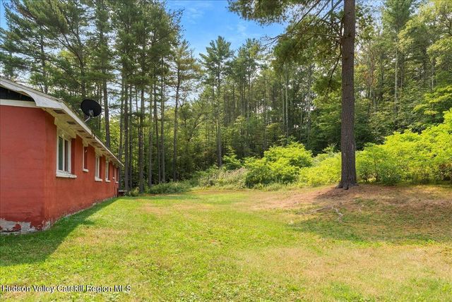 24 Alpine Drive, Round Top, NY 12473
