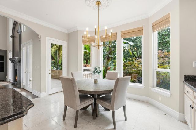 8540 Le Parc Ct, Fair Oaks, CA 95628