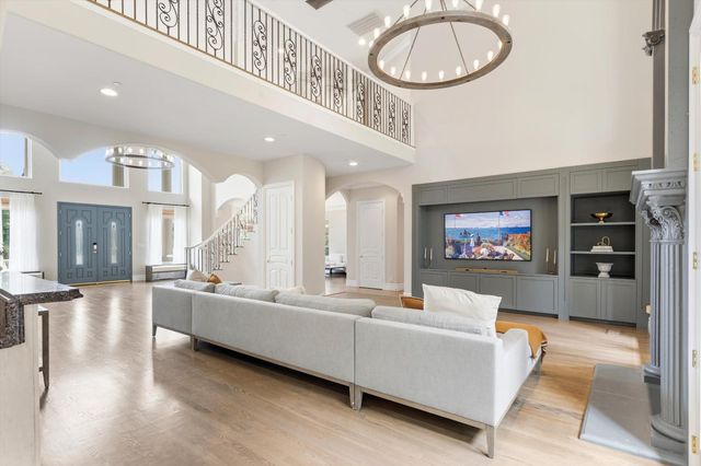 8540 Le Parc Ct, Fair Oaks, CA 95628