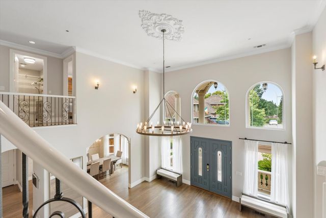 8540 Le Parc Ct, Fair Oaks, CA 95628