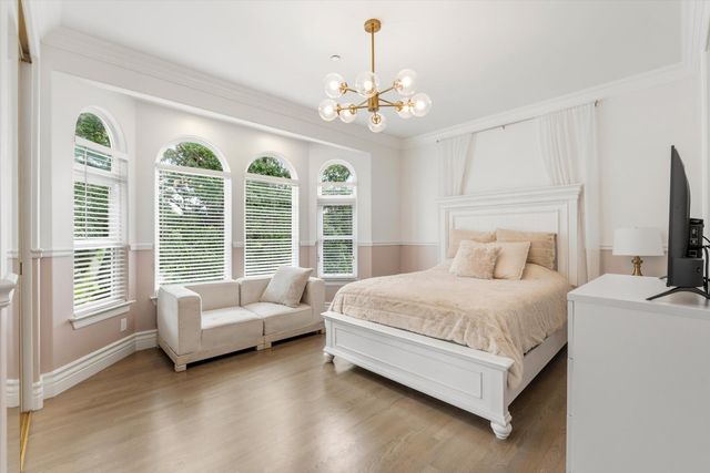 8540 Le Parc Ct, Fair Oaks, CA 95628