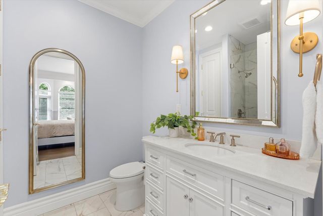 8540 Le Parc Ct, Fair Oaks, CA 95628