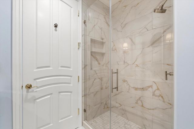 8540 Le Parc Ct, Fair Oaks, CA 95628