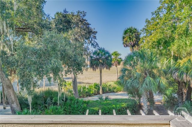 1 Bishopwood Court, Savannah, GA 31411