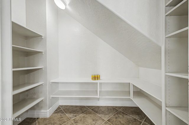 1563 W KAIBAB Drive, Chandler, AZ 85248