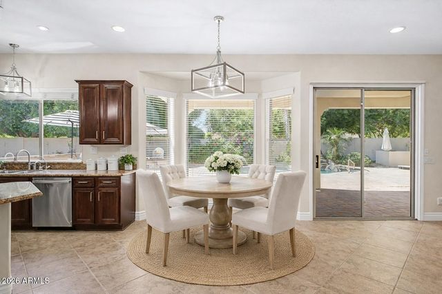 1563 W KAIBAB Drive, Chandler, AZ 85248