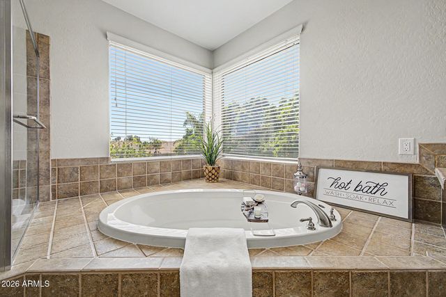 1563 W KAIBAB Drive, Chandler, AZ 85248