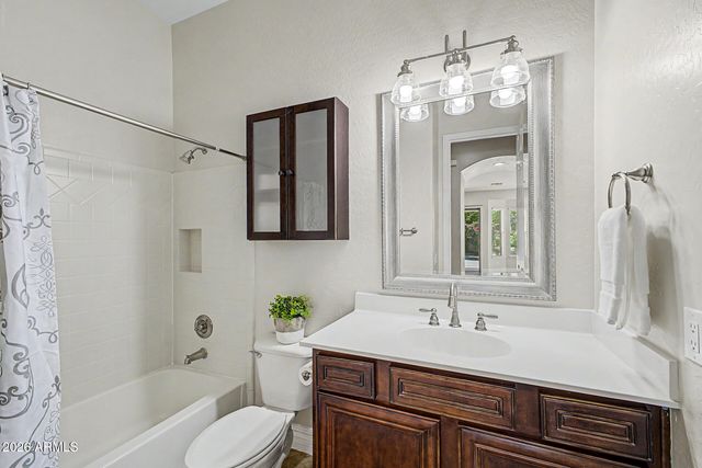 1563 W KAIBAB Drive, Chandler, AZ 85248