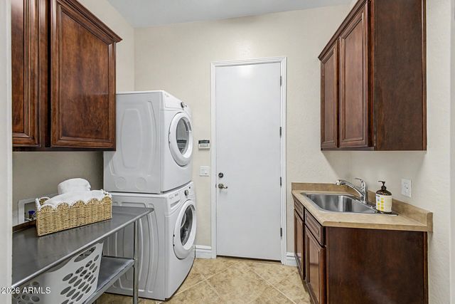 1563 W KAIBAB Drive, Chandler, AZ 85248