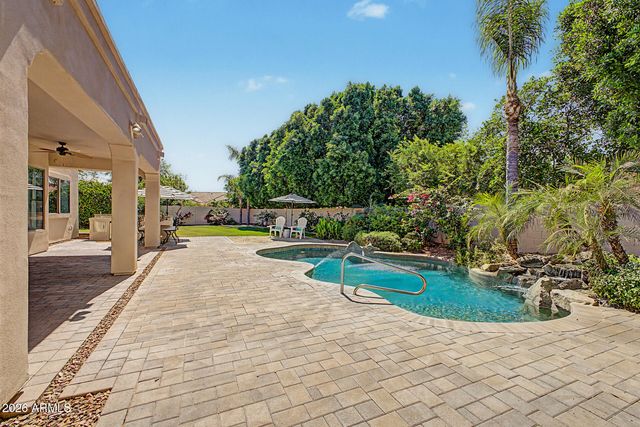 1563 W KAIBAB Drive, Chandler, AZ 85248