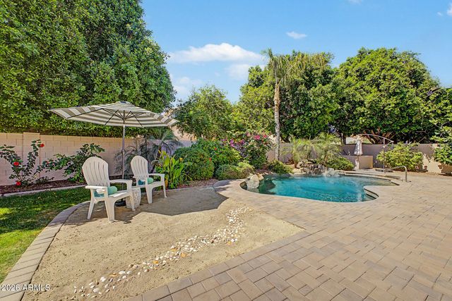 1563 W KAIBAB Drive, Chandler, AZ 85248