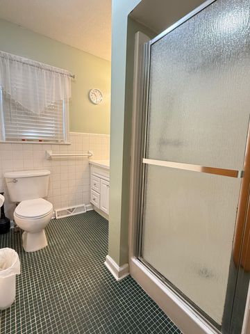 238 Lakeview Dr, Blacksburg, SC 29702