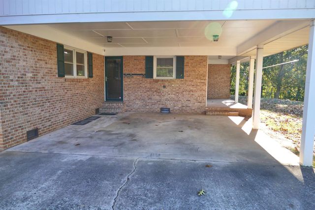 238 Lakeview Dr, Blacksburg, SC 29702