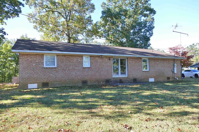 238 Lakeview Dr, Blacksburg, SC 29702