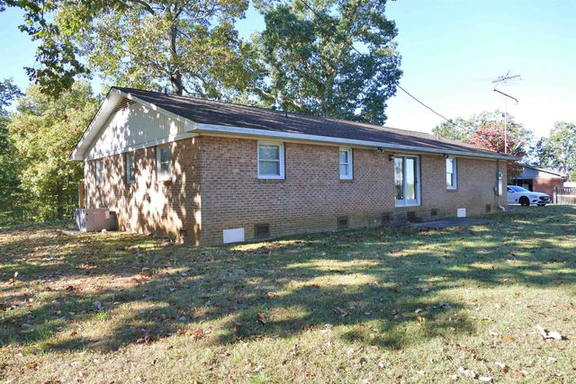 238 Lakeview Dr, Blacksburg, SC 29702