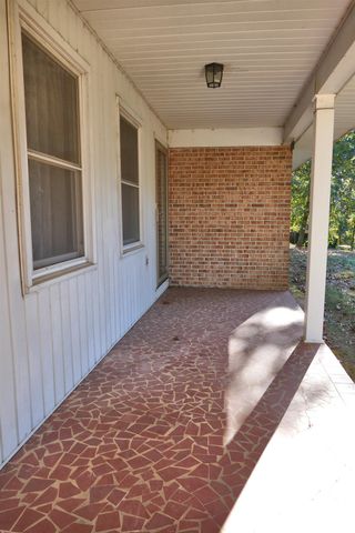 238 Lakeview Dr, Blacksburg, SC 29702
