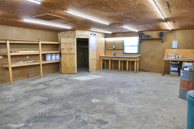 238 Lakeview Dr, Blacksburg, SC 29702