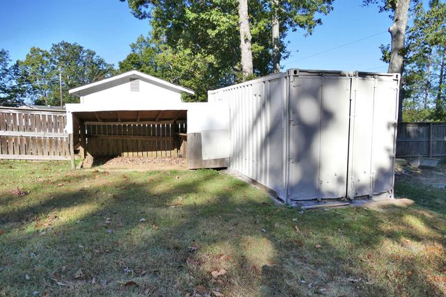 238 Lakeview Dr, Blacksburg, SC 29702