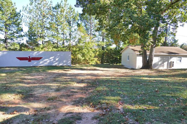 238 Lakeview Dr, Blacksburg, SC 29702