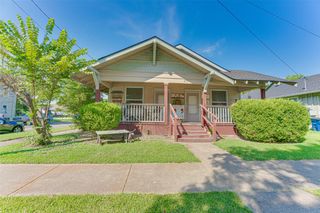 801 N Mckinney Street, Ennis, TX 75119