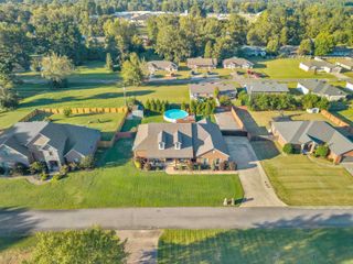 408 Oakwood Lane, Perryville, AR 72126