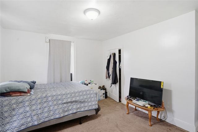 17 Ledge Street, Providence, RI 02904