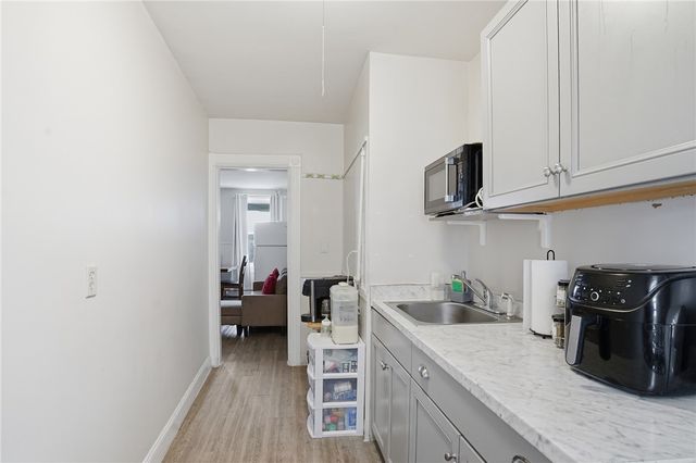 17 Ledge Street, Providence, RI 02904