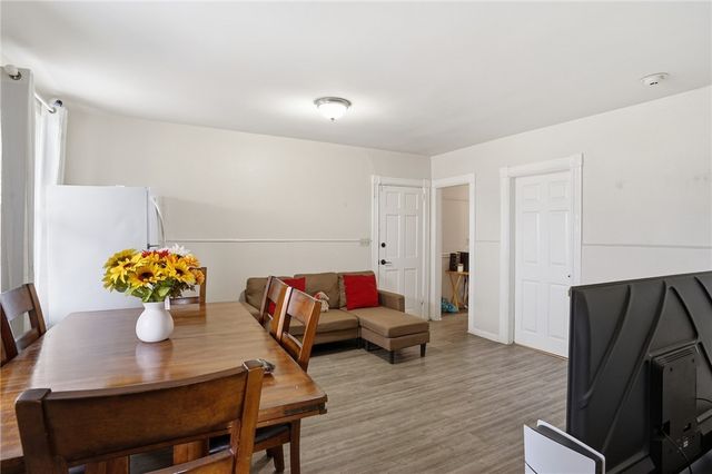 17 Ledge Street, Providence, RI 02904