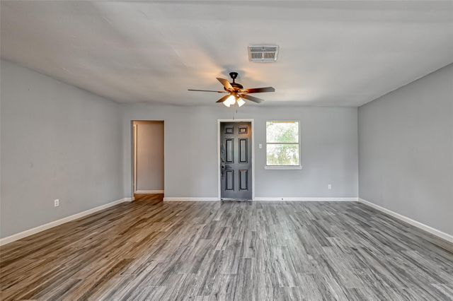 8623 Valley Forest Drive, Houston, TX 77078