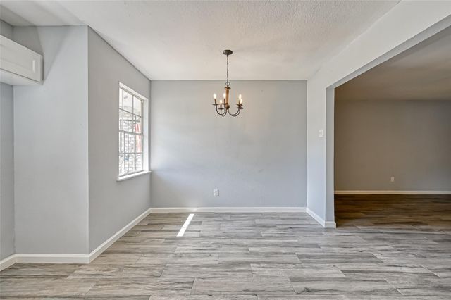 8623 Valley Forest Drive, Houston, TX 77078