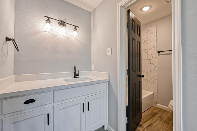 8623 Valley Forest Drive, Houston, TX 77078