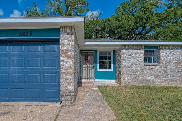 8623 Valley Forest Drive, Houston, TX 77078