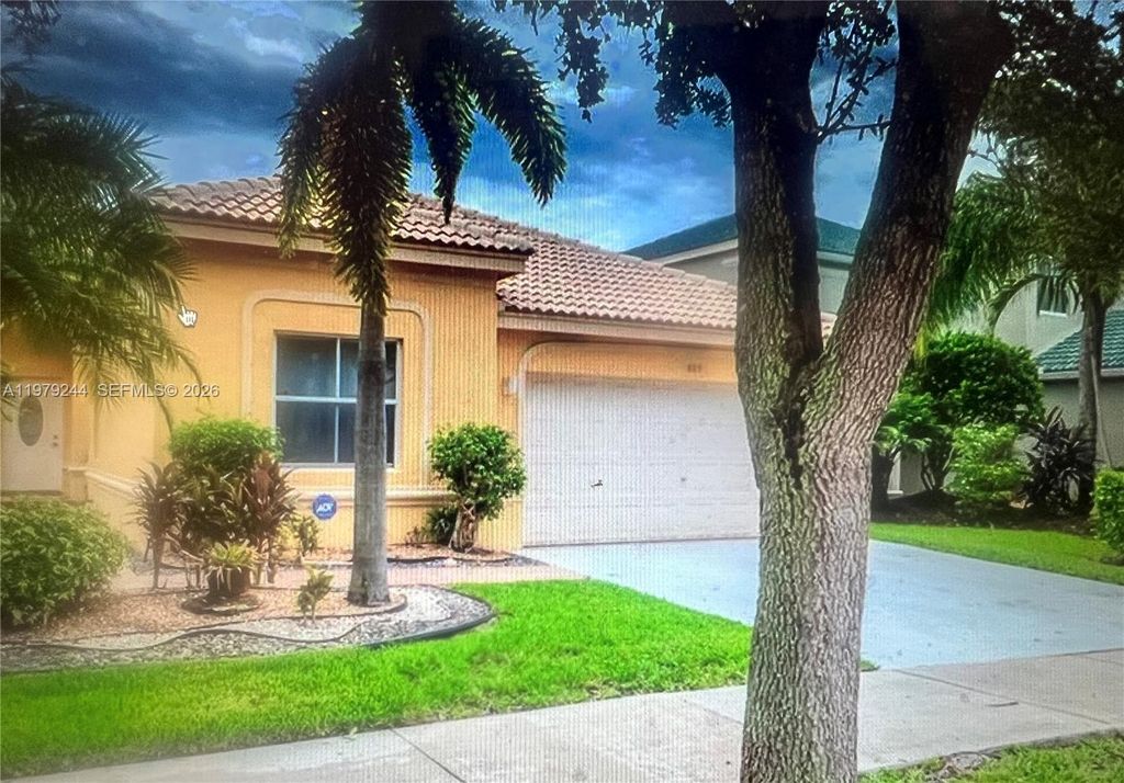 803 Vista Meadows Dr, Weston, FL 33327