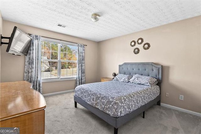 995 CHIMNEY TRACE Way, Lawrenceville, GA 30045