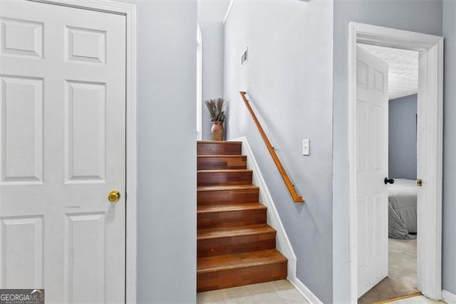 995 CHIMNEY TRACE Way, Lawrenceville, GA 30045