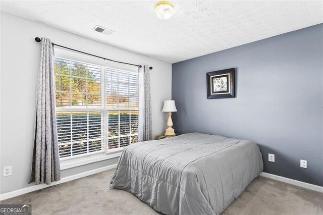 995 CHIMNEY TRACE Way, Lawrenceville, GA 30045