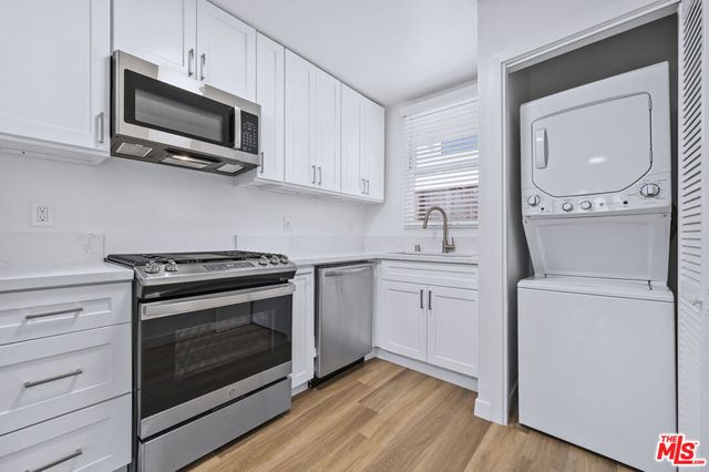 4140 Normal Avenue, Los Angeles, CA 90029