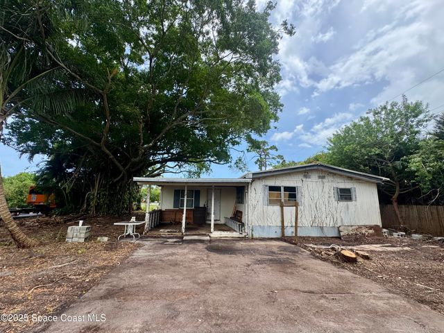 1925 Monticello Avenue, Merritt Island, FL 32952