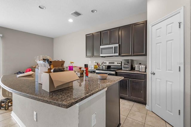 7060 TOWNE LAKE ROAD, Riverview, FL 33578